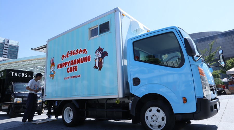 クッピーラムネカフェのキッチンカー